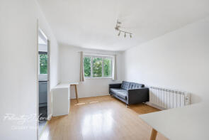 67, Telegraph Place, London E14 9XA