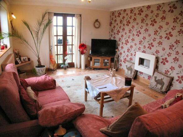 Photo 3