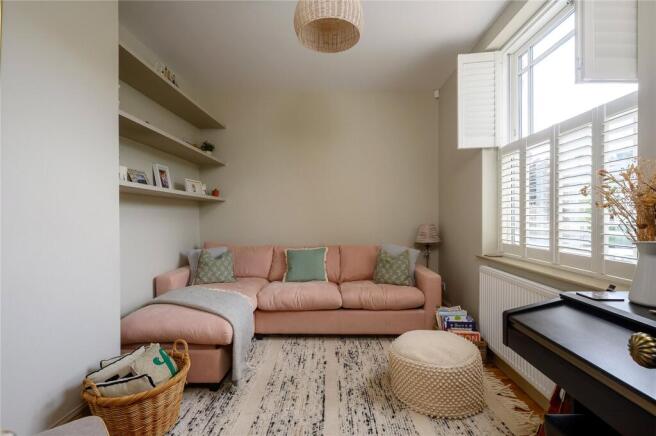 4 bed Semi-Detached for sale Image 7