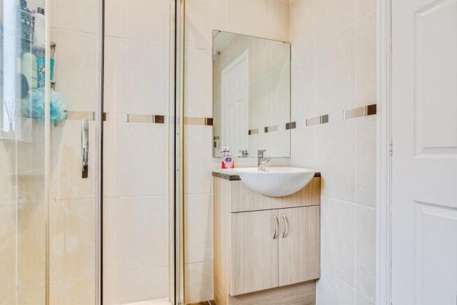 3 bed Semi-Detached for sale Image 12