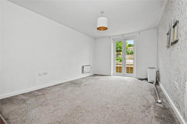 2 bed Apartment for sale Image 5