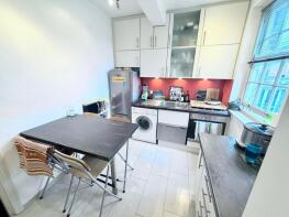 Flat 12, 130 Chester House, New Cavendish Street, London W1W 6XZ
