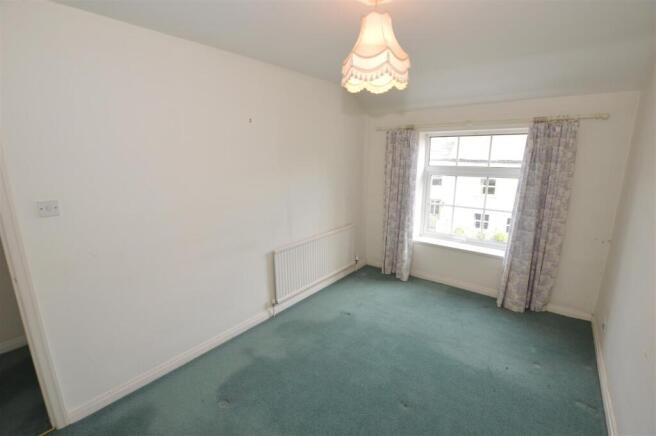 2 bed Detached Bungalow for sale Image 5