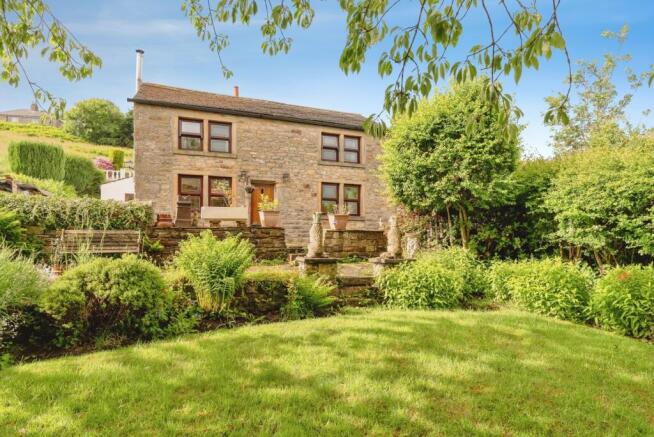 4 bed Detached for sale Image 12