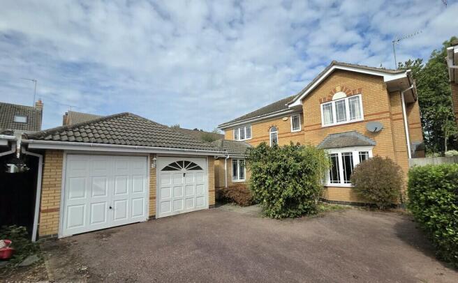 4-bed detached on John Clare Close, Brackley, £575,000