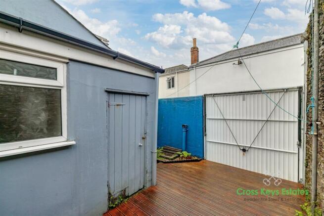 Rear Courtyard Garden