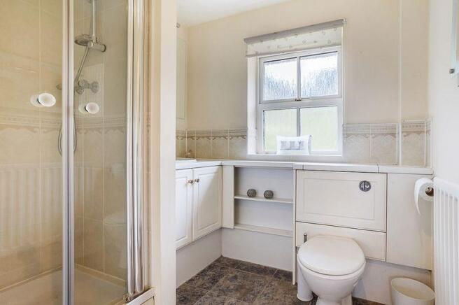 EN SUITE