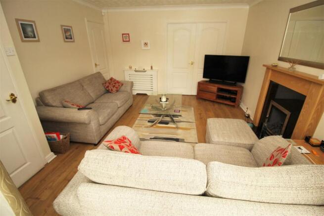 Lounge1.JPG
