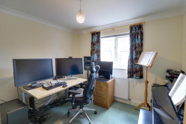 Photo 12