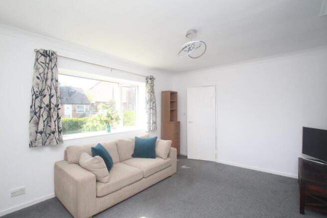 3 bed Semi-Detached to rent Image 6
