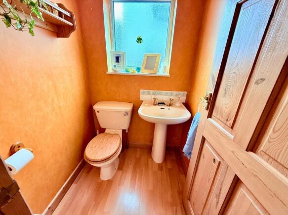3 bed Bungalow to rent Image 9