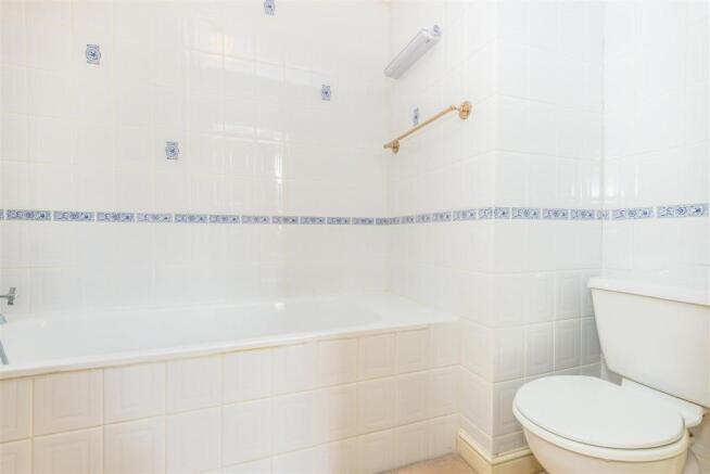 En Suite bathroom
