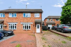 26, Horton Close, Alcester B49 6LB