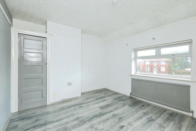3 bed Semi-Detached for sale Image 7