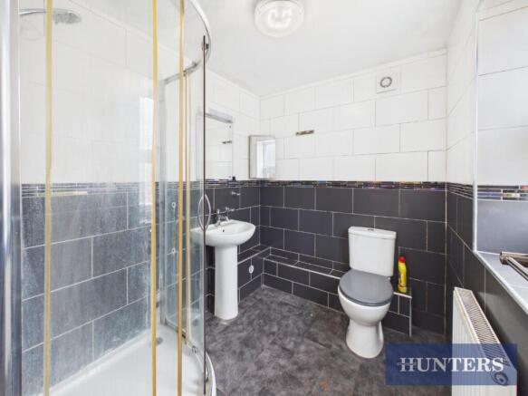 4 bed Detached for sale Image 10
