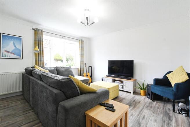 3 bed Semi-Detached for sale Image 5