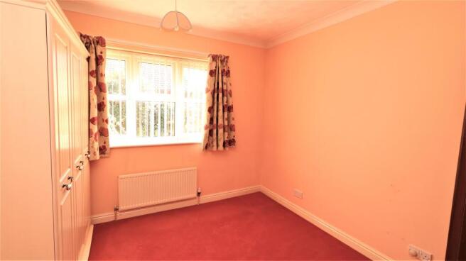 3 broadgates bedroom 2.jpg