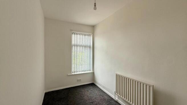 2 bed Terraced to rent Image 10