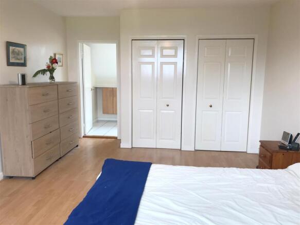 Bed 1.JPG