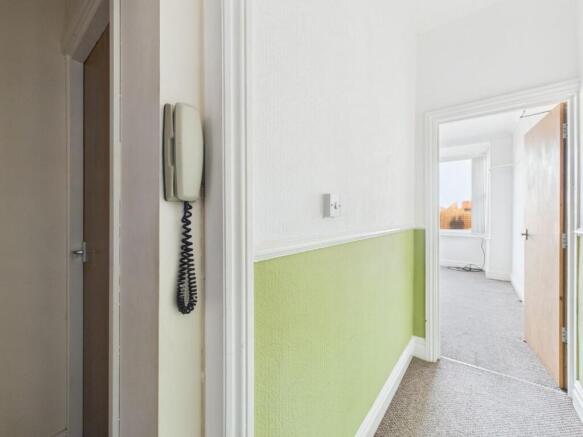 1 bed Apartment for sale Image 6