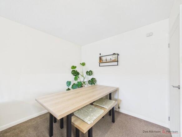2 bed Semi-Detached Bungalow for sale Image 7