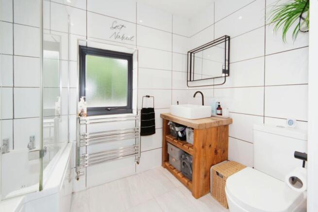 Family bathroom