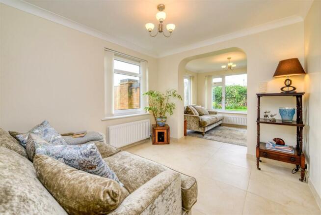 45 Westleigh Drive - Internal (12 of 26).jpg