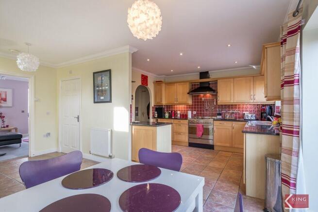 Kitchen/Dining Area