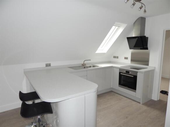 OPEN PLAN LIVING ACCOMMODATION