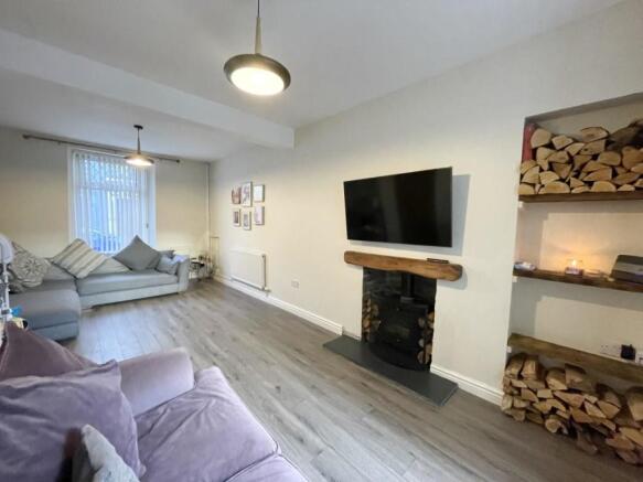 Lounge/Dining Room