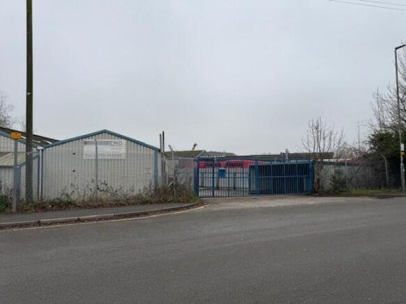 Photo 3