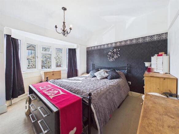 3 bed Semi-Detached for sale Image 10
