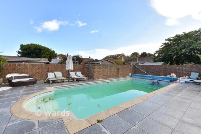 Swimming Pool (Original)