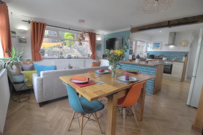 Kitchen diner