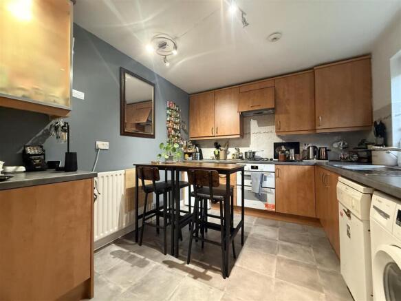 3 bed Detached for sale Image 5