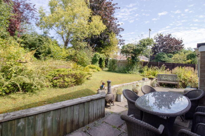 Photo 10