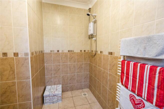 Wet Room (2)