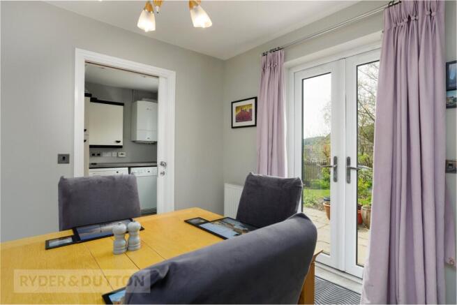 3 bed Link Detached House for sale Image 9