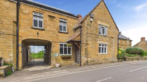 High Street, Stoke sub Hamdon