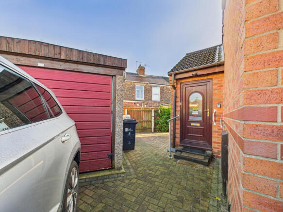 2 bed Bungalow for sale Image 10