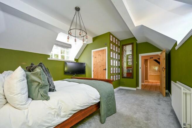 Main Bedroom
