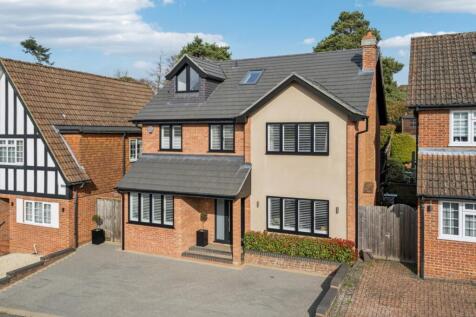Deanacre Close, Chalfont St Peter, Buckinghamshire, SL9