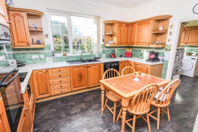 Kitchen/Breakfast
