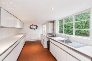 50, Rose Hill Close, Brighton BN1 4HT