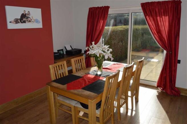 Lounge / dining room