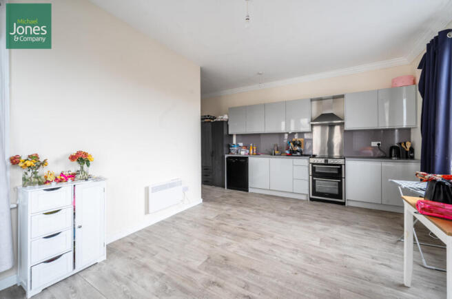 1beffb7b-7b39-469...