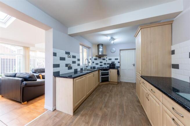 Meadow Lane, Moulton, Northwich photo 4