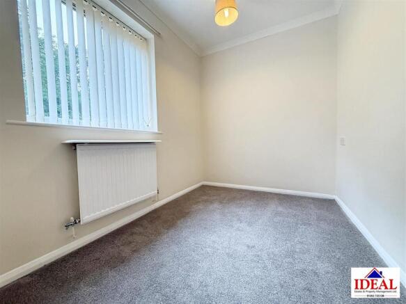 2 bed Semi-Detached Bungalow for sale Image 6