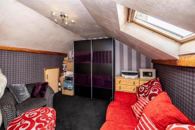 2 bed Terraced for sale Image 8