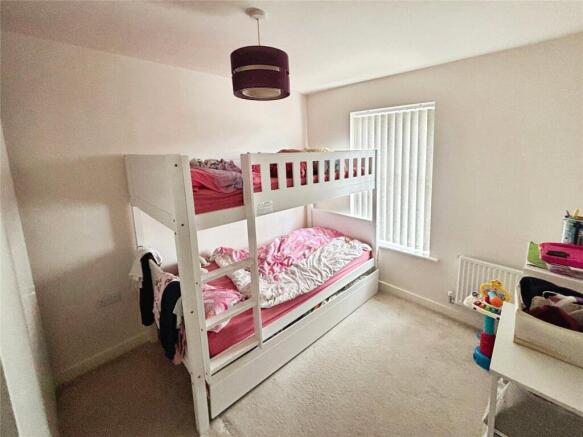 4 bed Terraced for sale Image 11